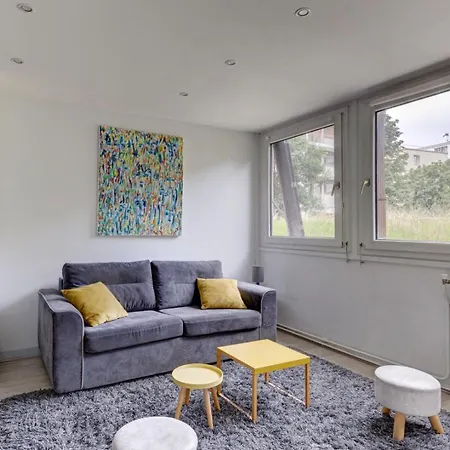 235 Home Madrid Concept * Париж
