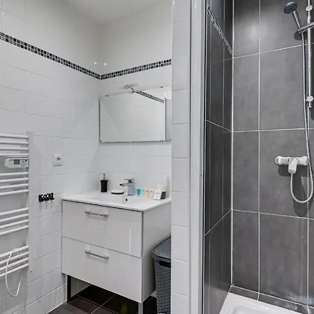 Апартаменты 235 Home Madrid Concept Париж